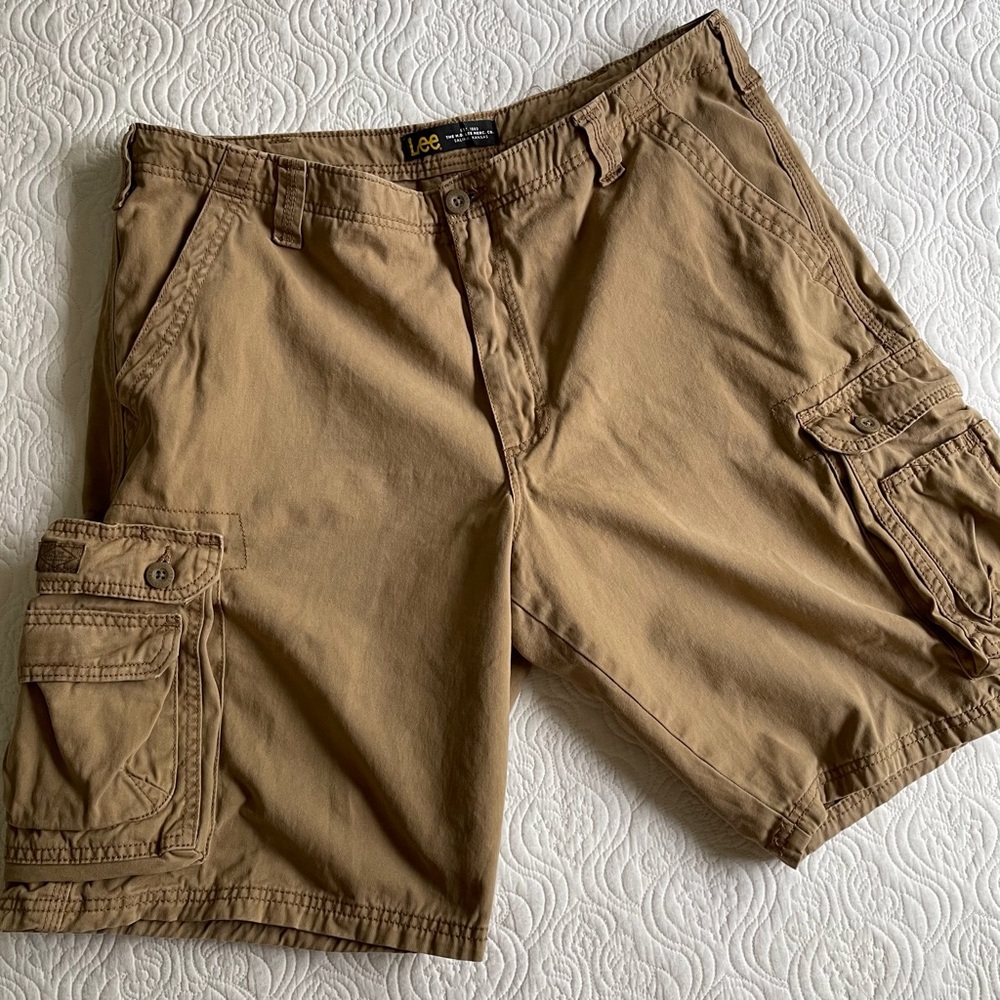 LEE Cargo Shorts Tan Men’s Size 38